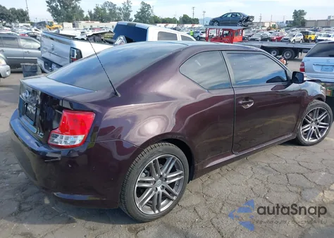 2011 Scion Tc z USA, uszkodzony, nr VIN JTKJF5C71B3002682